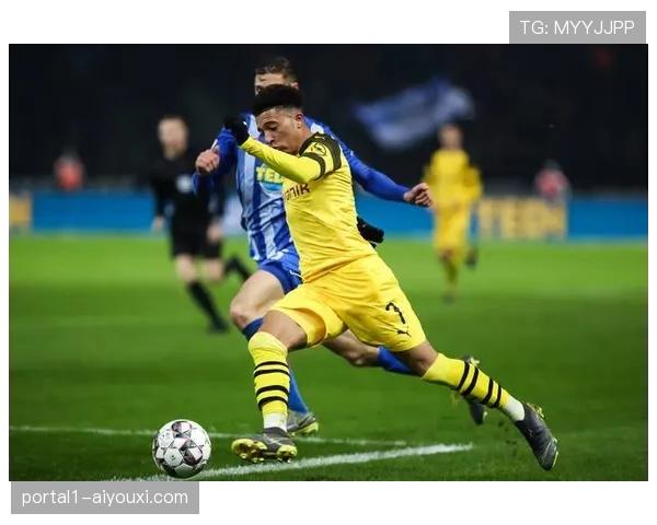 欧冠赛事中抗议判罚成本分析 球员情绪管理成重要课题 欧冠赛事中抗议判罚成本分析 球员情绪管理成重要课题