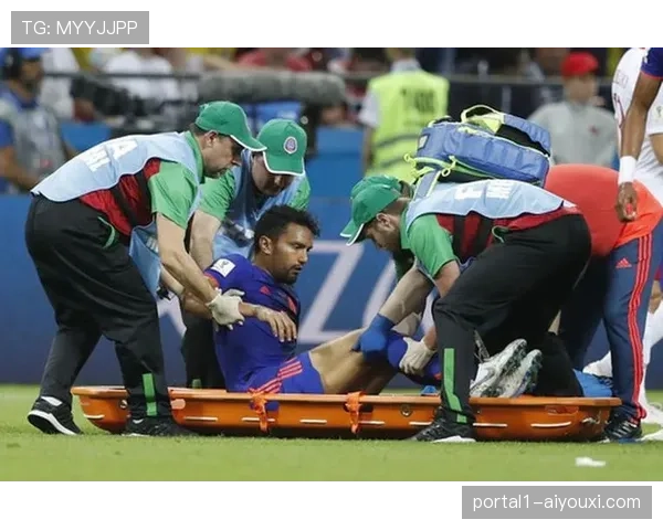 朗斯右后卫阿吉拉尔伤缺 边路防守覆盖面积减少致体系失衡 朗斯右后卫阿吉拉尔伤缺 边路防守覆盖面积减少致体系失衡